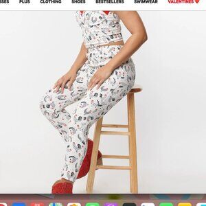 Unique Vintage Chicken Print Pants NWT